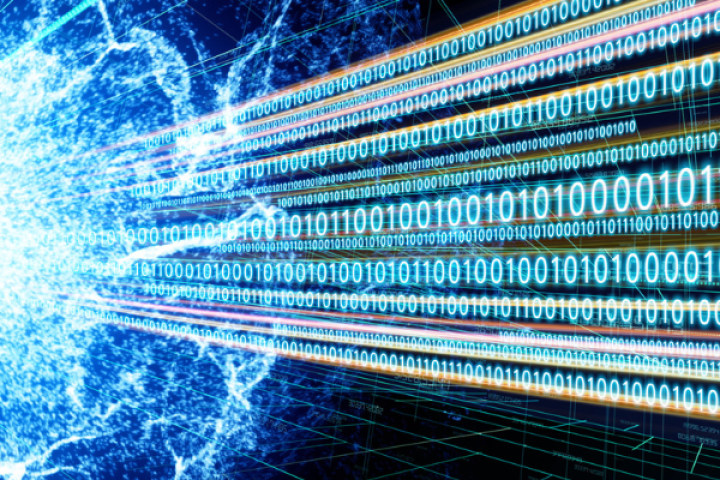 International quantum course for everyone